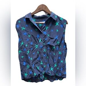 Star Patterned Sleeveless Shirt